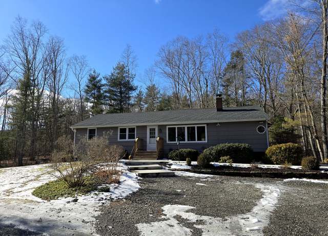 Property at 385 Jones Hollow Rd, Marlborough, CT 06447, 3 beds, 2 baths