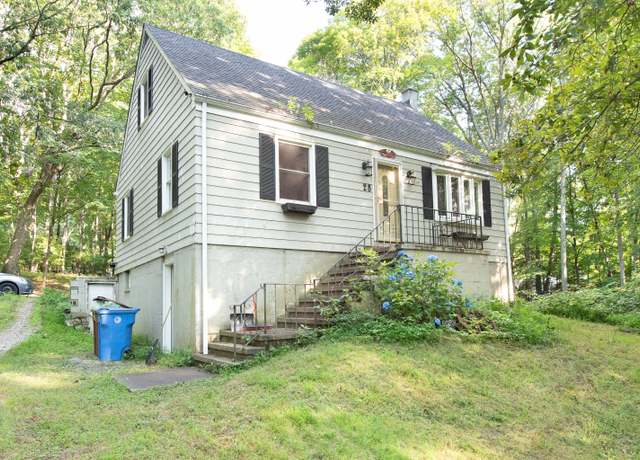 Property at 28 Old Shelton Rd, Shelton, CT 06484, 4 beds, 2 baths