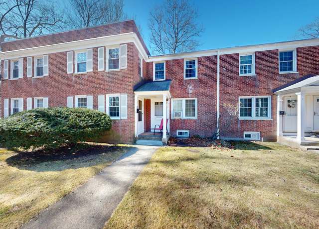 Property at 18 Bridge St Apt 3B, Naugatuck, CT 06770, 2 beds, 1 bath
