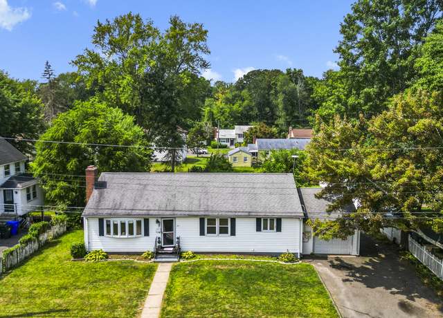 Property at 47 Bodwell Rd, East Hartford, CT 06108, 3 beds, 1.5 baths