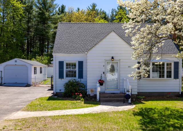 Property at 854 Center St, Manchester, CT 06040, 3 beds, 2 baths