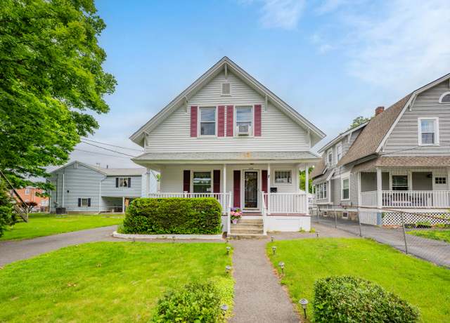 Property at 273 Piedmont St, Waterbury, CT 06706, 4 beds, 1 bath