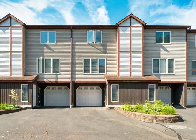 Property at 97 Dallas Ave Apt B5, Plainville, CT 06062, 2 beds, 1.5 baths