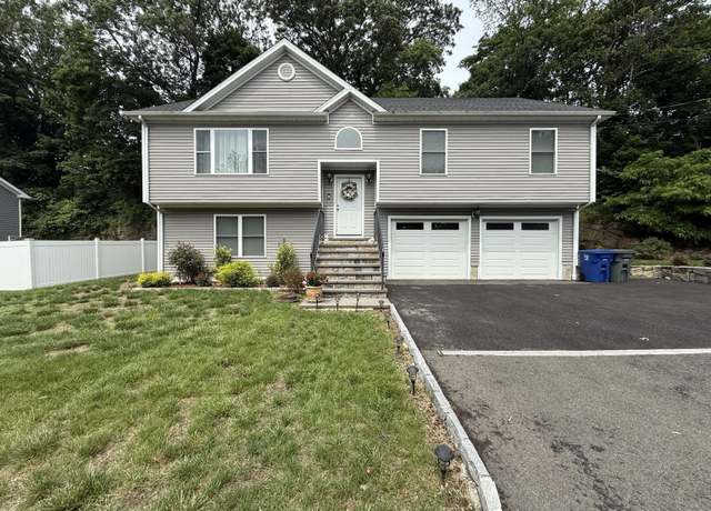 Property at 533 Seltsam Rd, Bridgeport, CT 06606, 3 beds, 3 baths