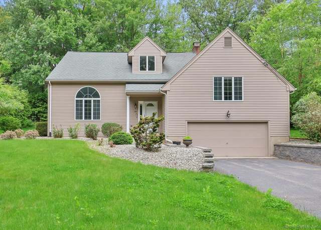Property at 84 Shadow Ln, Cromwell, CT 06416, 3 beds, 2.5 baths