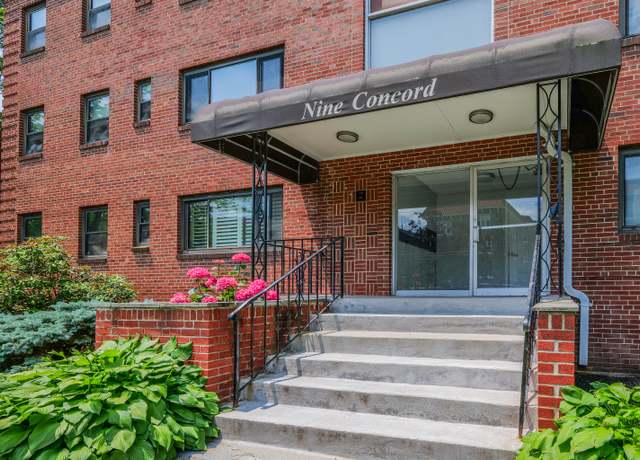 Property at 9 Concord St Apt C2, West Hartford, CT 06119, 2 beds, 1.5 baths