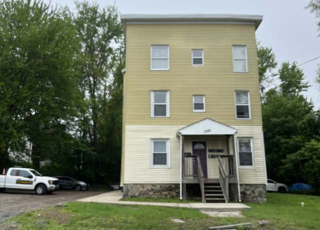 Property at 1380 Bank St, Waterbury, CT 06708, 7 beds, 5 baths