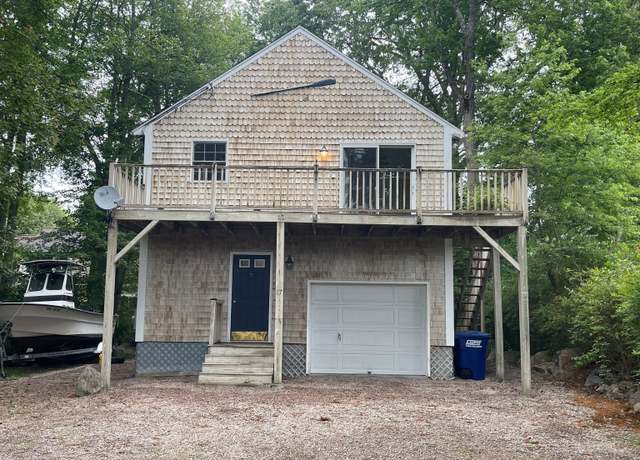 Property at 17 Langworthy Ave, Stonington, CT 06378, 1 bed, 1.5 baths