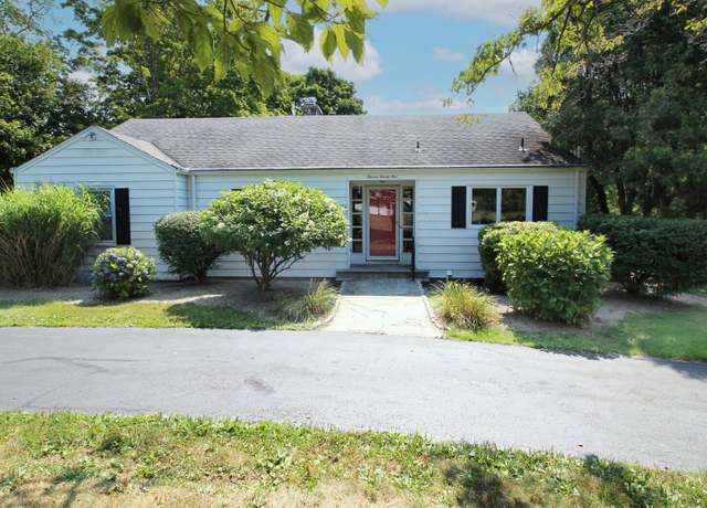 Property at 1125 Dunbar Hill Rd, Hamden, CT 06514, 4 beds, 2 baths