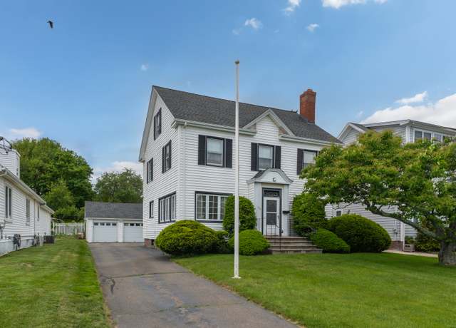Property at 706 Ocean Ave, West Haven, CT 06516, 6 beds, 1.5 baths