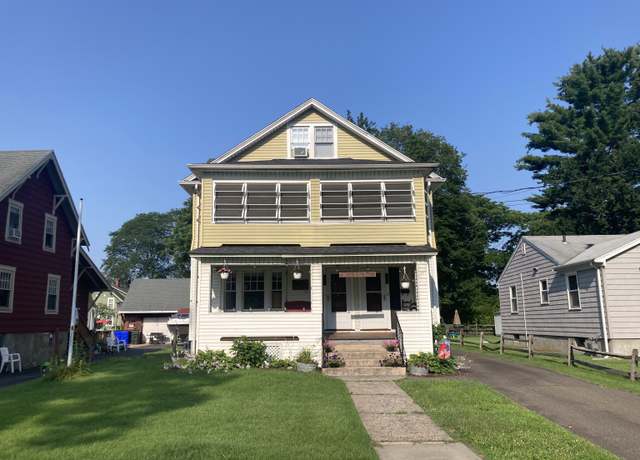 Property at 317 Garden St, Wethersfield, CT 06109, 5 beds, 2.5 baths