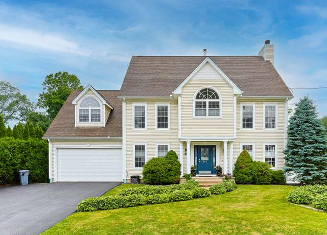 Property at 402 Jones Hill Rd, West Haven, CT 06516, 4 beds, 2.5 baths