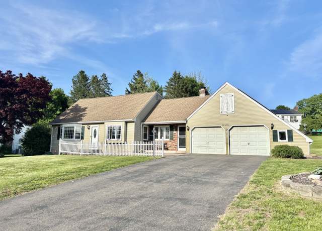Property at 23 Strawberry Ln, Manchester, CT 06040, 4 beds, 2 baths