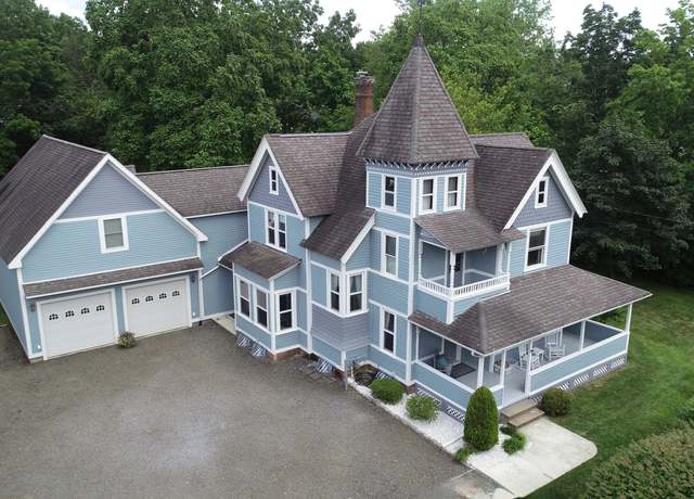 Property at 598 East St, Middletown, CT 06457, 4 beds, 2.5 baths