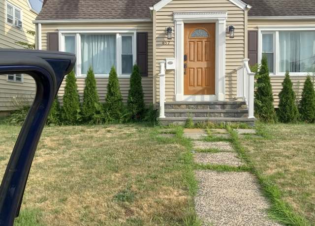 Property at Undisclosed address, Bridgeport, CT 06606, 3 beds, 1.5 baths