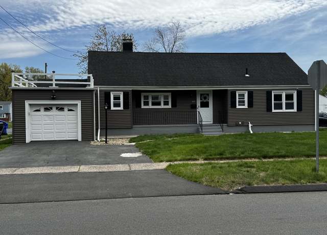 Property at 207 Ridgewood Rd, East Hartford, CT 06118, 3 beds, 1.5 baths