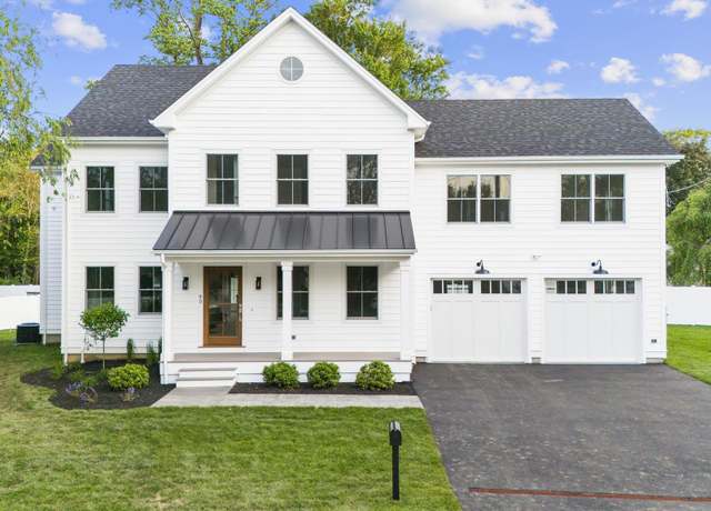 Property at 45 Robin Cir, Fairfield, CT 06824, 6 beds, 5.5 baths
