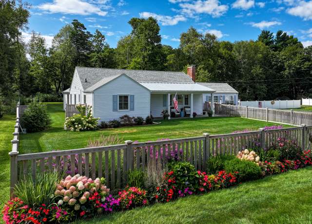 Property at 154 Overlook Rd, Glastonbury, CT 06033, 4 beds, 3.5 baths