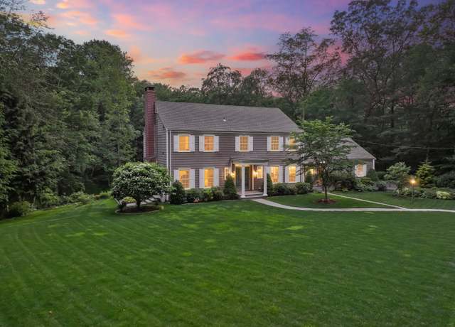 Property at 176 Logan Rd, New Canaan, CT 06840, 5 beds, 3.5 baths