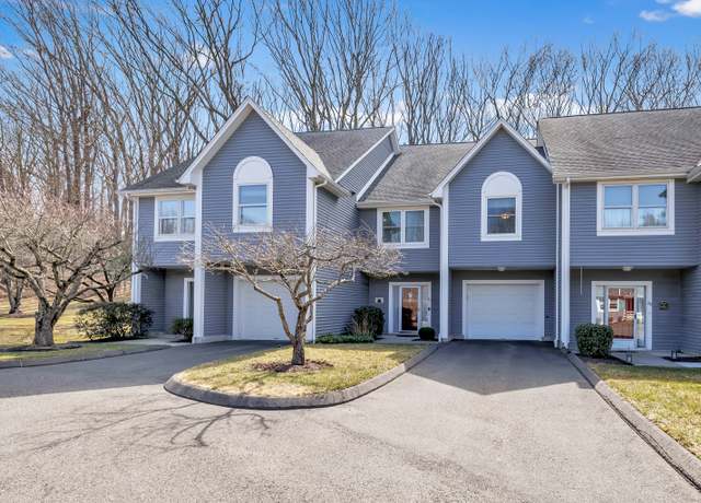 Property at 21 Meadow Lake Dr #21, Shelton, CT 06484, 2 beds, 2 baths