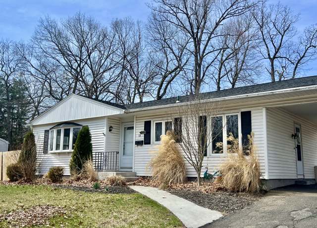 Property at 18 Nancy Dr, Enfield, CT 06082, 3 beds, 1 bath