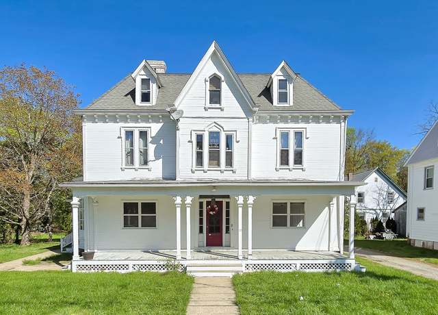 Property at 22 Perkins Ave, Norwich, CT 06360, 7 beds, 3 baths