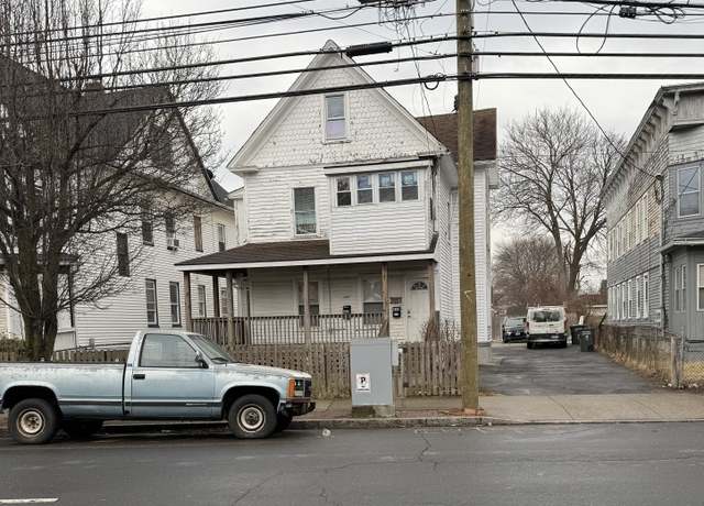 Property at 880 Connecticut Ave, Bridgeport, CT 06607, 6 beds, 2.5 baths
