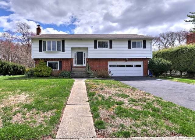 Property at 88 Howard Dr, Hamden, CT 06514, 3 beds, 2.5 baths