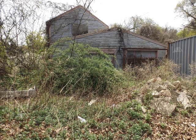 Property at 213 Exeter St, Bridgeport, CT 06606