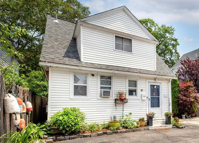 Property at 41 Botsford Ave, Milford, CT 06460, 3 beds, 1 bath