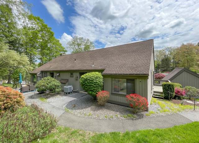 Property at 280 Heritage Vlg, Southbury, CT 06488, 1 bed, 1 bath