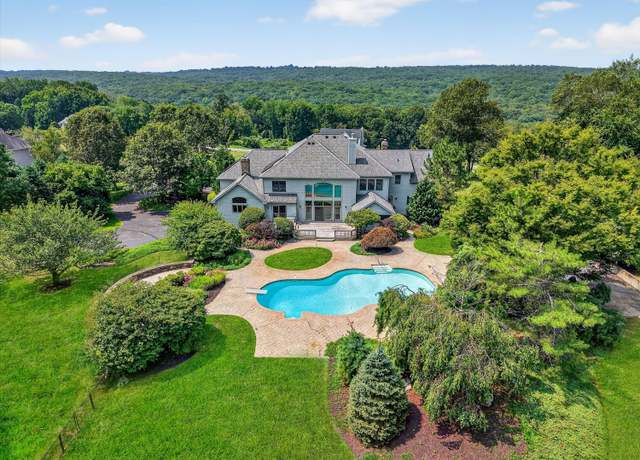 Property at 15 Farm Meadow Rd, Newtown, CT 06470, 5 beds, 4.5 baths