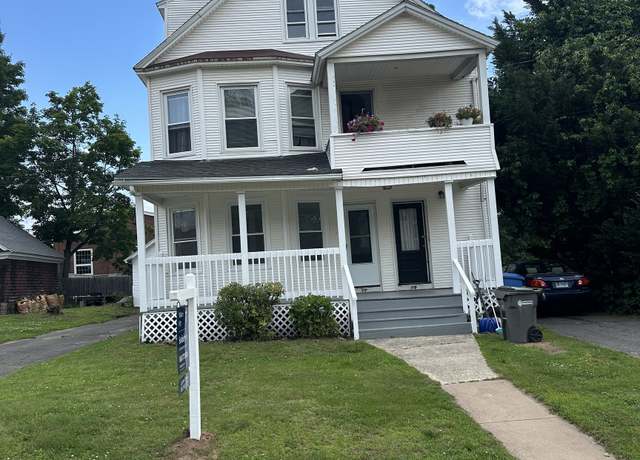 Property at 17 Holl St, Manchester, CT 06040, 6 beds, 2 baths