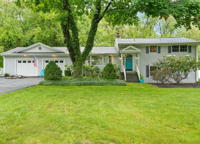 Property at 276 Sarah Cir, Orange, CT 06477, 3 beds, 1.5 baths