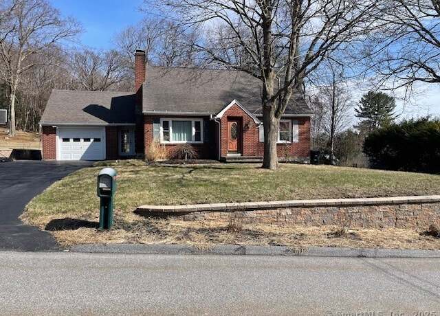 Property at 20 Lynn Heights Rd, Torrington, CT 06790, 3 beds, 2.5 baths