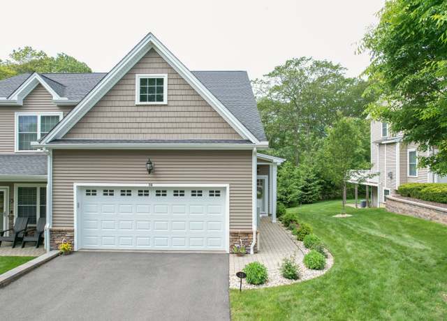 Property at 28 Brookview Cir #28, Bristol, CT 06010, 3 beds, 2.5 baths