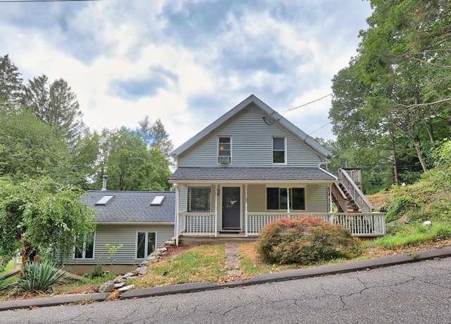 Property at 150 High St, Watertown, CT 06795, 3 beds, 3 baths