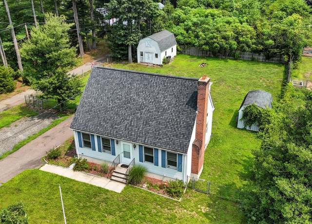 Property at 131 Raffia Rd, Enfield, CT 06082, 3 beds, 1.5 baths