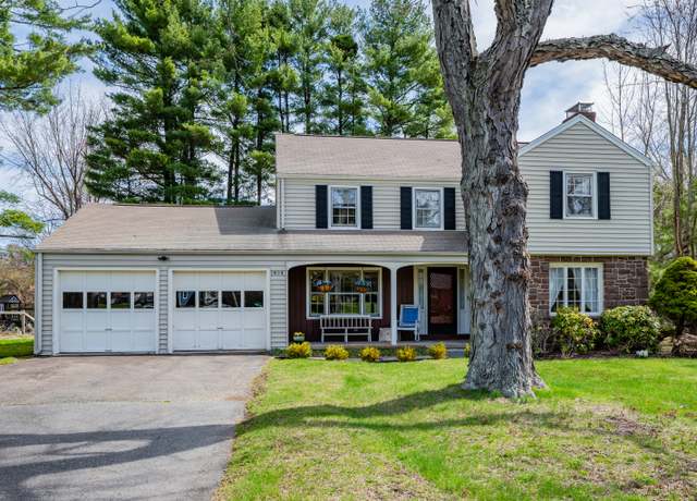 Property at 1404 Trout Brook Dr, West Hartford, CT 06117, 3 beds, 2.5 baths