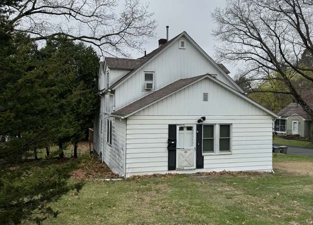 Property at 80 Homestead St, Manchester, CT 06042, 4 beds, 2 baths