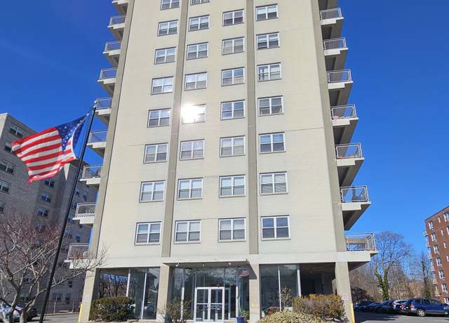 Property at 2370 North Ave Unit 9D, Bridgeport, CT 06604, 1 bed, 1 bath