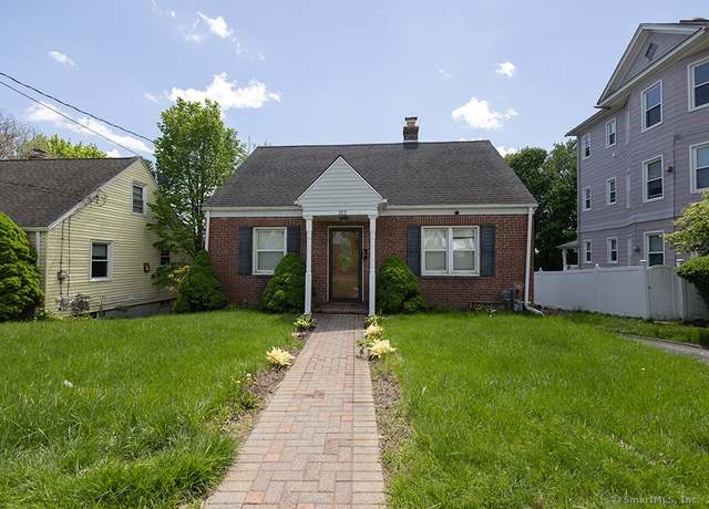 Property at 112 Clinton St, New Britain, CT 06053, 3 beds, 2.5 baths