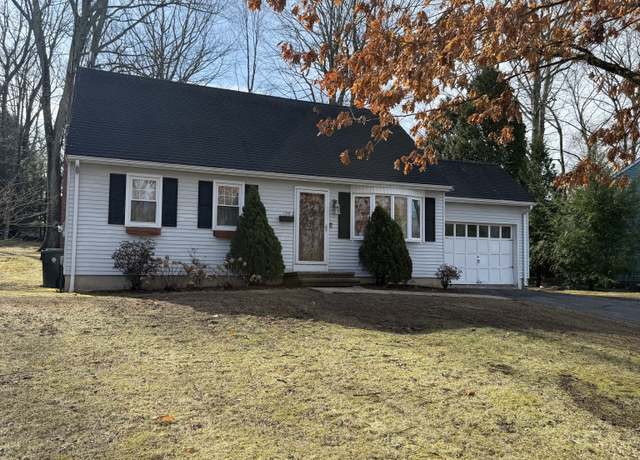 Property at 126 Roanoak Ave, Windham, CT 06226, 3 beds, 2 baths