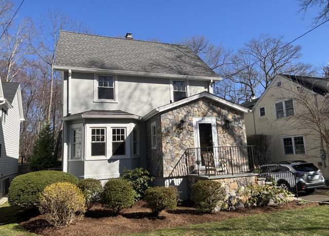 Property at 85 Valleywood Rd, Greenwich, CT 06807, 4 beds, 3.5 baths
