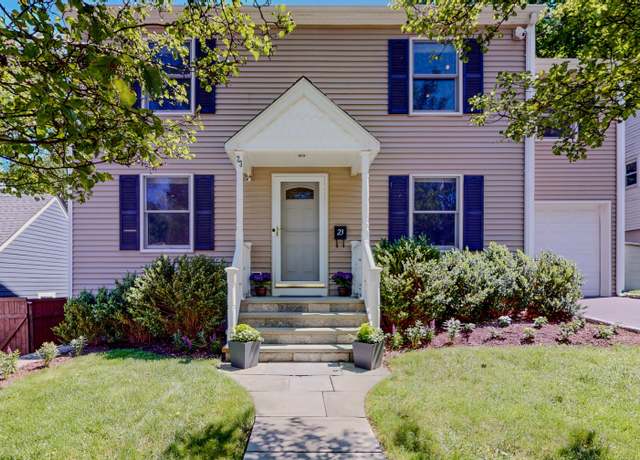 Property at 23 Bartlett Mnr, Norwalk, CT 06850, 3 beds, 2 baths