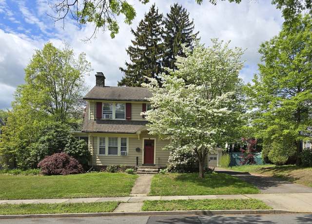 Property at 36 Winthrop Ter, Meriden, CT 06451, 3 beds, 1.5 baths