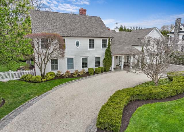 Property at 160 Judson Rd, Fairfield, CT 06824, 4 beds, 4.5 baths