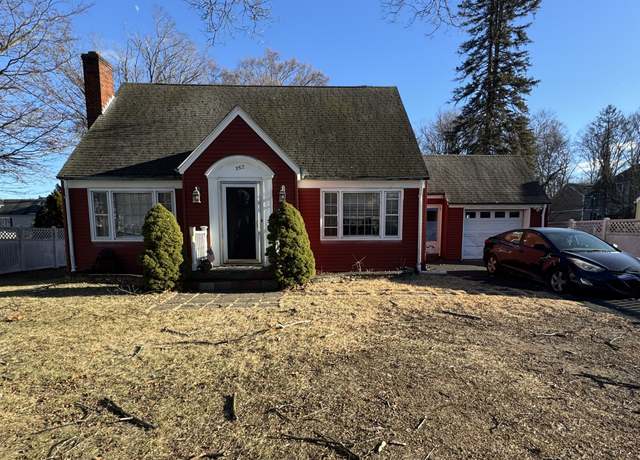 Property at 352 Main St, Wallingford, CT 06492, 3 beds, 1.5 baths