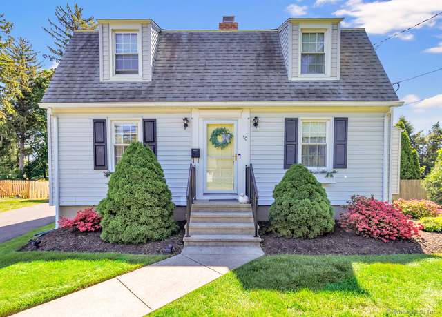 Property at 40 Cutspring Rd, Stratford, CT 06614, 3 beds, 1.5 baths