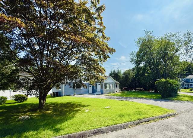 Property at 10 Meadowpark Ave W, Stamford, CT 06905, 3 beds, 2.5 baths